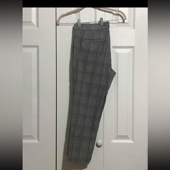 Banana Republic Ryan Fit Wool Blend Houndstooth Plaid Ankle pants - Picture 2 of 3